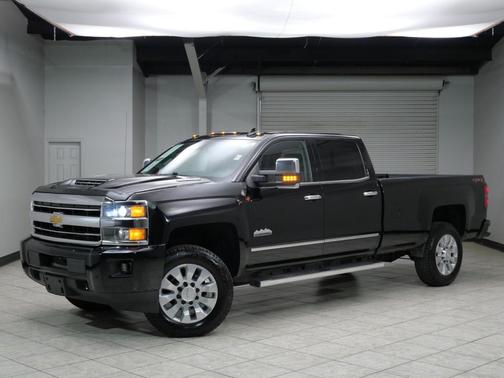 Black 2018 Chevrolet Silverado 3500 High Country