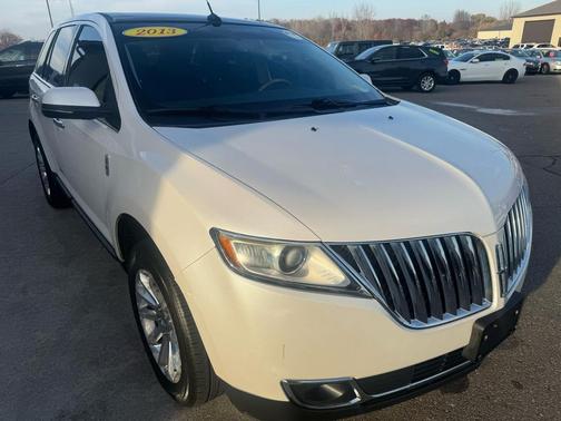 2013 Lincoln MKX Base