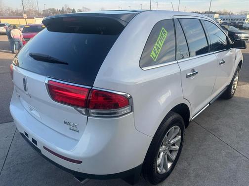 2013 Lincoln MKX Base