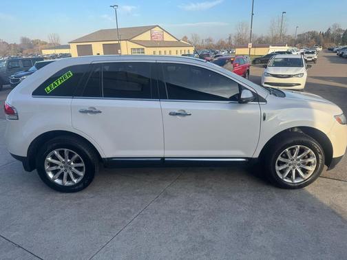 2013 Lincoln MKX Base