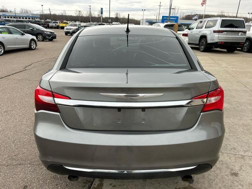 2012 Chrysler 200 Limited