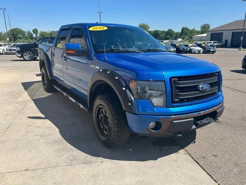 Blue 2013 Ford F-150 XLT