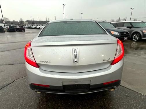 2013 Lincoln MKS Base