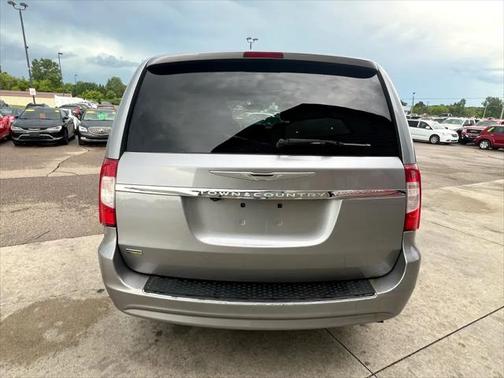 2015 Chrysler Town & Country Touring