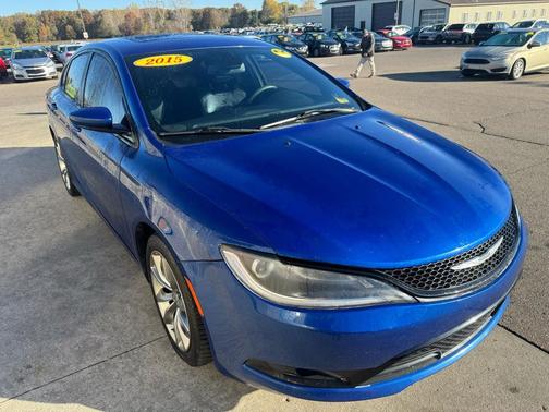 2015 Chrysler 200 S