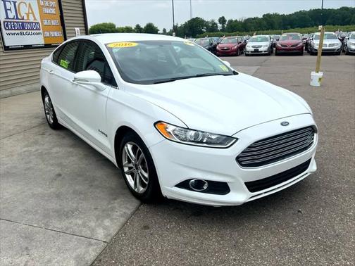 2016 Ford Fusion Hybrid SE
