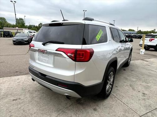 2019 GMC Acadia SLE-2