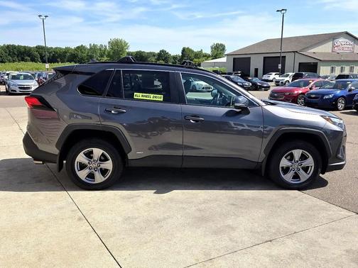 2023 Toyota RAV4 Hybrid XLE