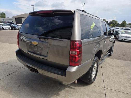 2014 Chevrolet Suburban 1500 LT