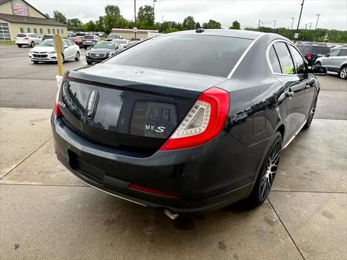 2013 Lincoln MKS Base