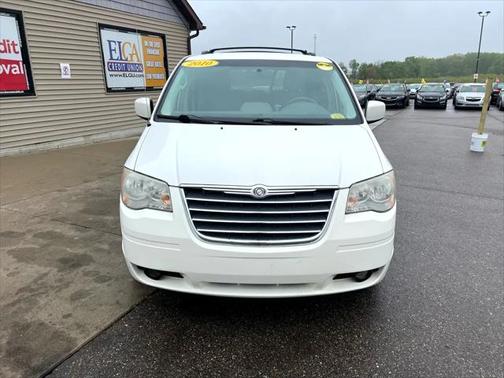 2010 Chrysler Town & Country Touring