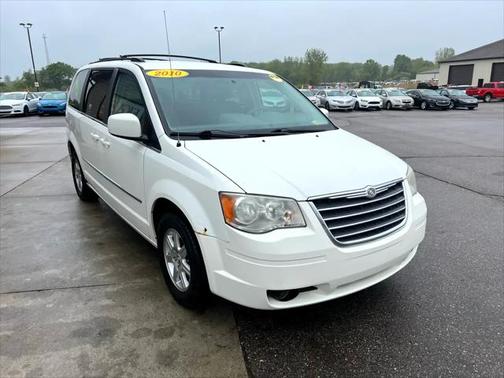 2010 Chrysler Town & Country Touring