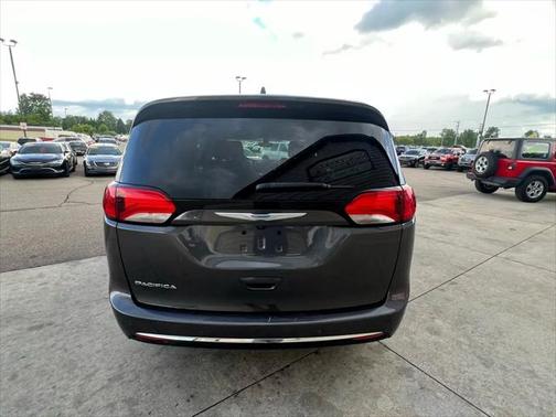 2018 Chrysler Pacifica Touring-L Plus