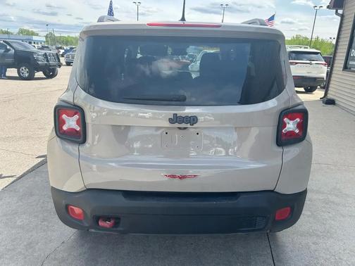 Mojave Sand 2015 Jeep Renegade Trailhawk