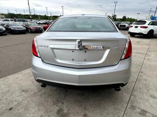 2012 Lincoln MKS Base