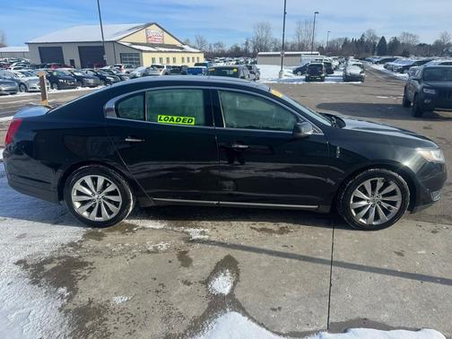 2015 Lincoln MKS Base
