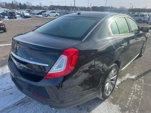 2015 Lincoln MKS Base