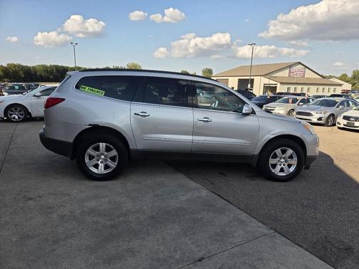 2011 Chevrolet Traverse LT