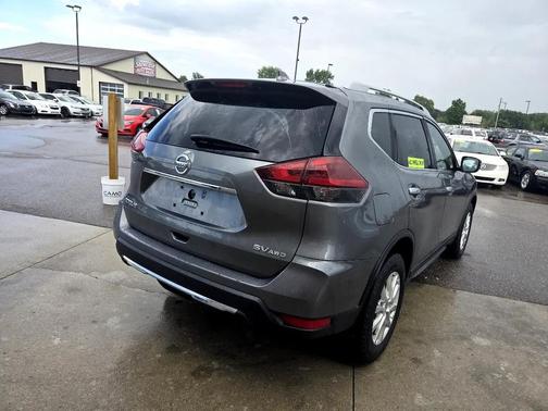 2018 Nissan Rogue SV