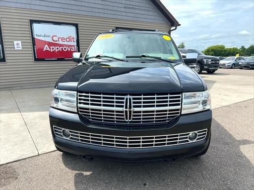 2013 Lincoln Navigator Base