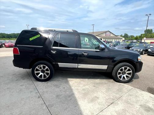 2013 Lincoln Navigator Base