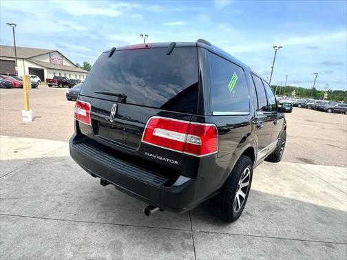 2013 Lincoln Navigator Base
