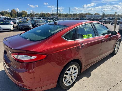 2014 Ford Fusion SE