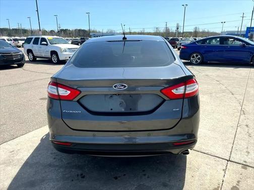 2015 Ford Fusion SE