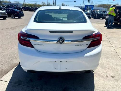 2017 Buick Regal Turbo Sport Touring