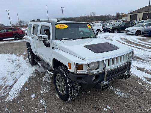 2007 Hummer H3 Base