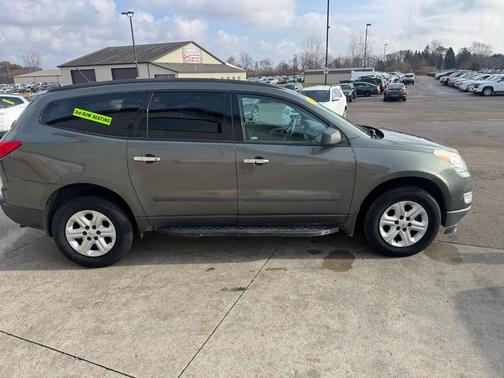 2011 Chevrolet Traverse LS