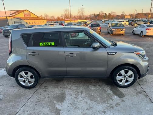 2017 Kia Soul Base