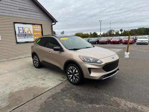 2020 Ford Escape SE
