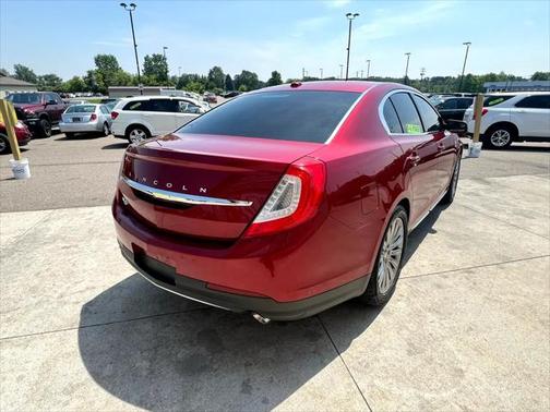 2015 Lincoln MKS Base