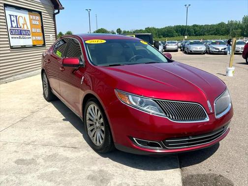 2015 Lincoln MKS Base