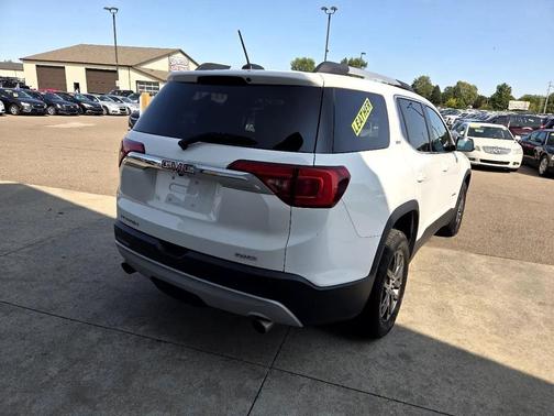 2017 GMC Acadia SLT-1