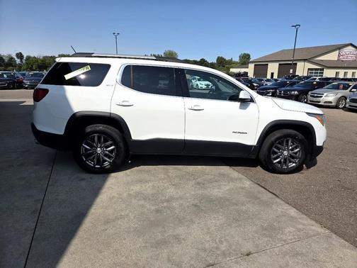 2017 GMC Acadia SLT-1