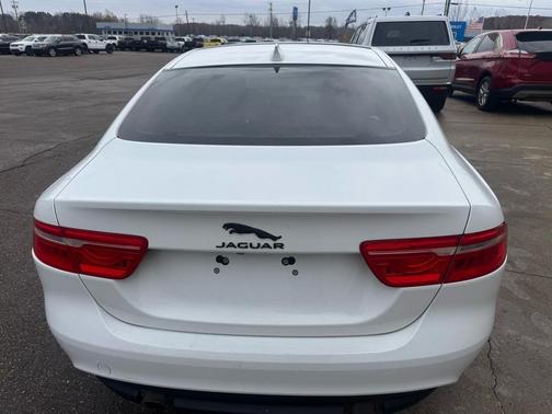 2019 Jaguar XE 25t Premium