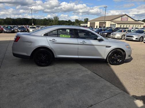 2013 Ford Taurus SEL