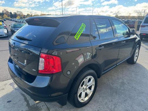 2013 Ford Edge SE