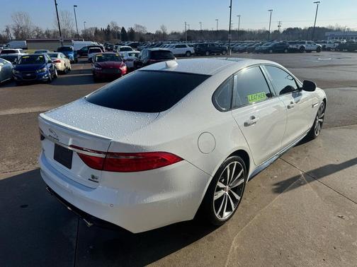 2016 Jaguar XF S