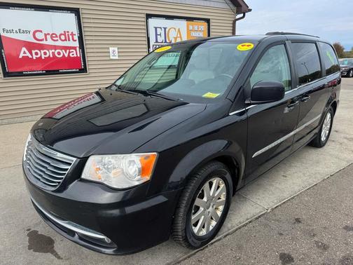 2013 Chrysler Town & Country Touring