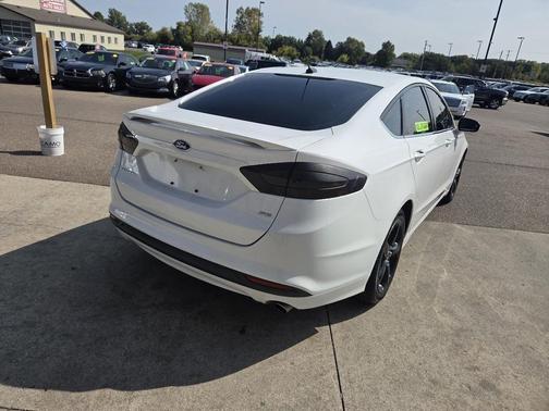 2014 Ford Fusion SE
