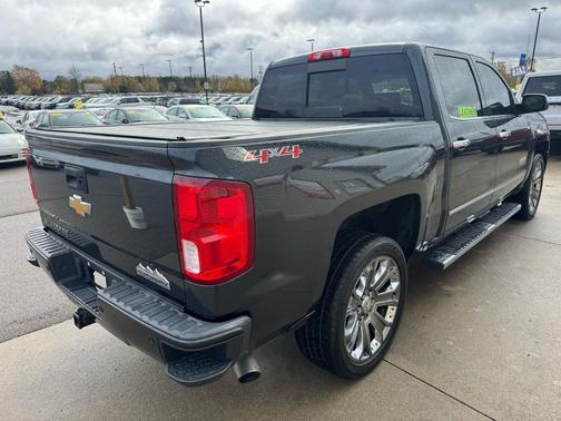 2017 Chevrolet Silverado 1500 High Country