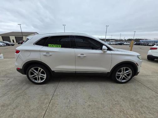 2015 Lincoln MKC Base