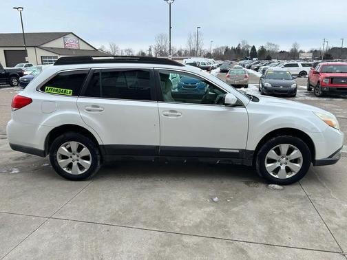 2010 Subaru Outback 2.5 i Premium