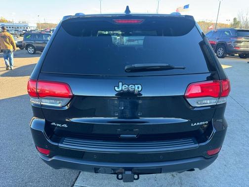 2017 Jeep Grand Cherokee Laredo