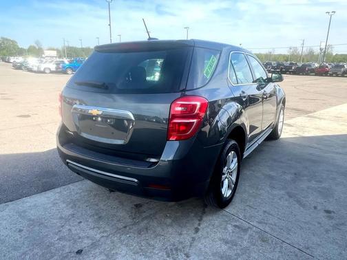 2017 Chevrolet Equinox LS