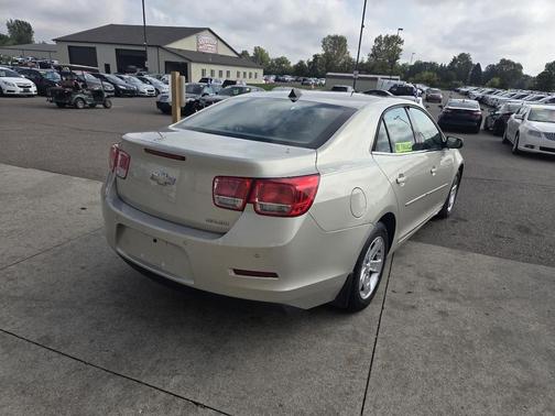 2013 Chevrolet Malibu 1LS