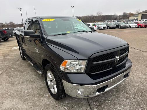 2015 RAM 1500 SLT